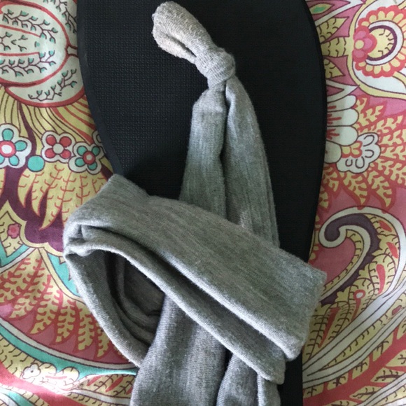 casual sandals - Picture 3 of 4